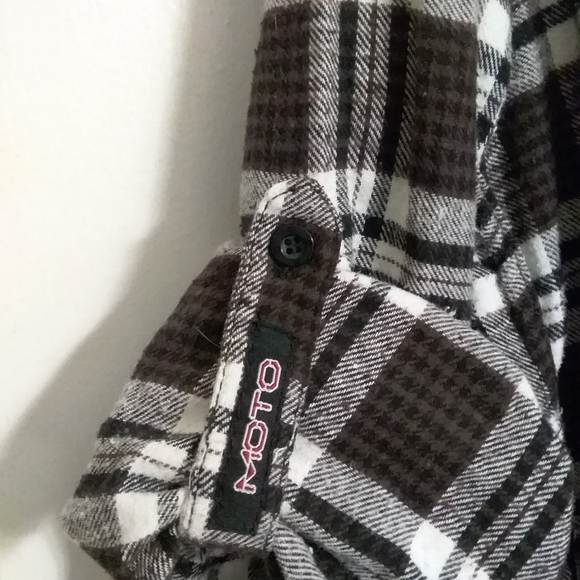 COPY - Moto - Picture 2 of 4